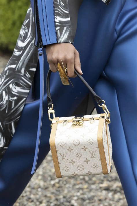 louis vuitton borse pois|louis vuitton handbags 2024.